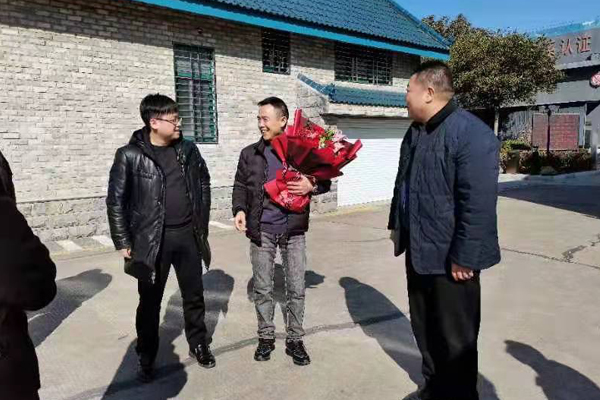 喜迎新春，南莫鎮(zhèn)領(lǐng)導(dǎo)到我公司慰問走訪